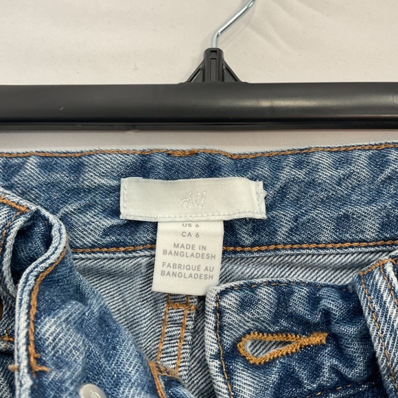 H&M Blue Denim Jeans Hi Rise Loose Fit Size 6 100% Cotton No Stretch Distressed - Picture 8 of 10